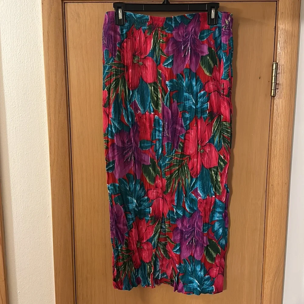 Metro Collection Vintage Gauzy Hawaiian Floral Midi Skirt Red Purple Size Large
